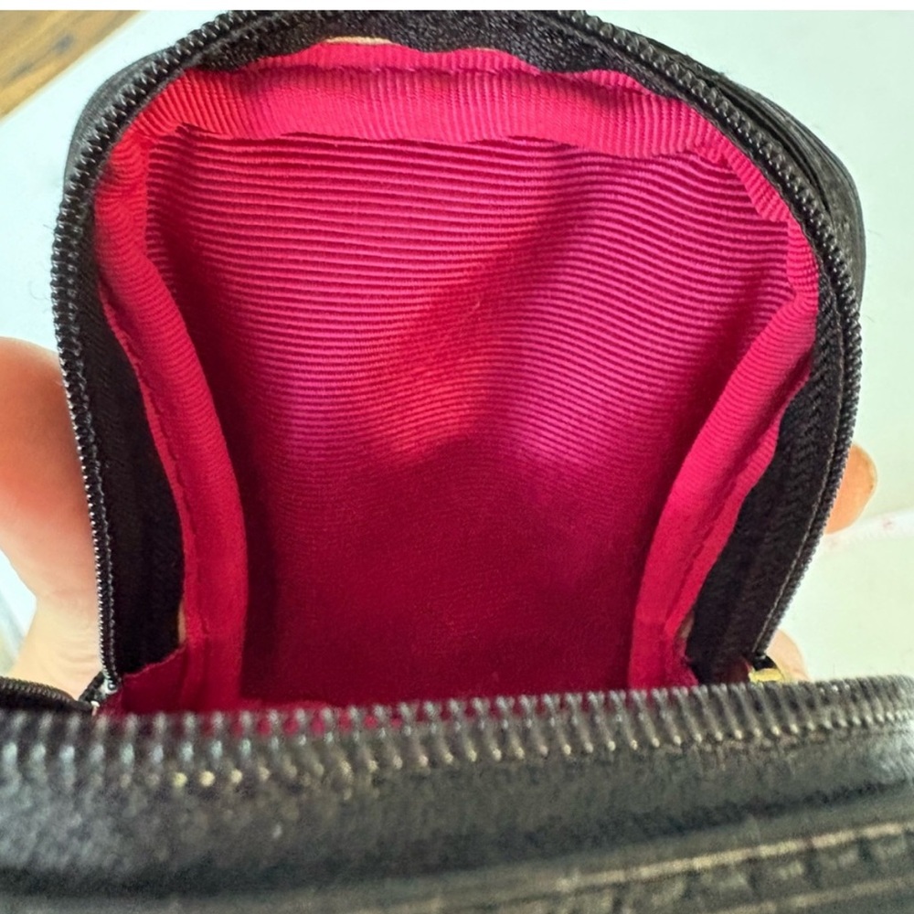 Yves Saint Laurent Vintage Ribbed Pouch/Clutch. Authentic. - Picture 8 of 16